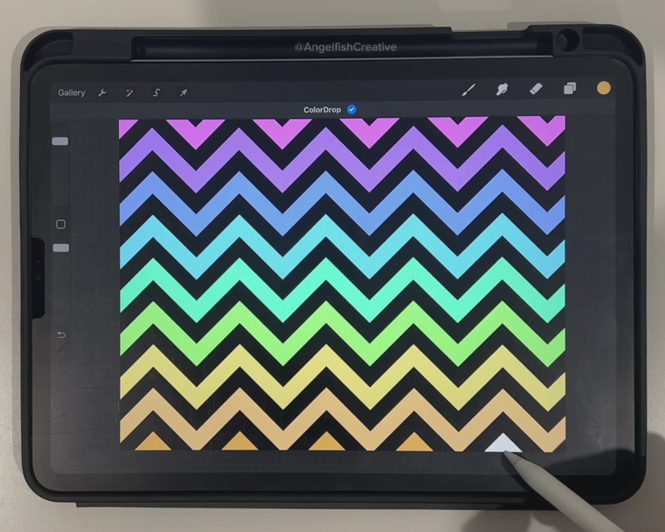 Zig Zag Brush for Procreate | Seamless Chevron Pattern Brush, video